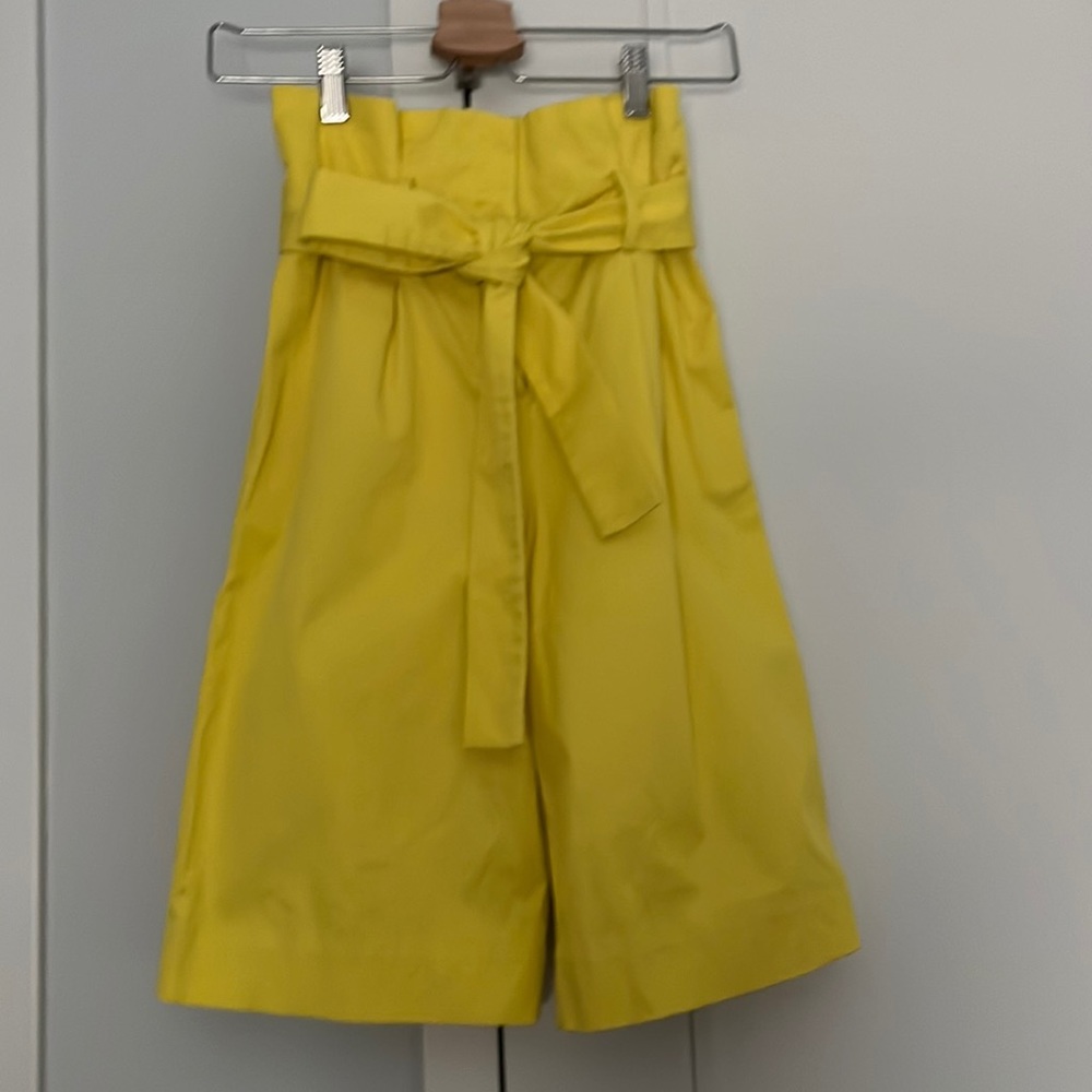 COS yellow high waist wide leg Bermuda pants, size 2
